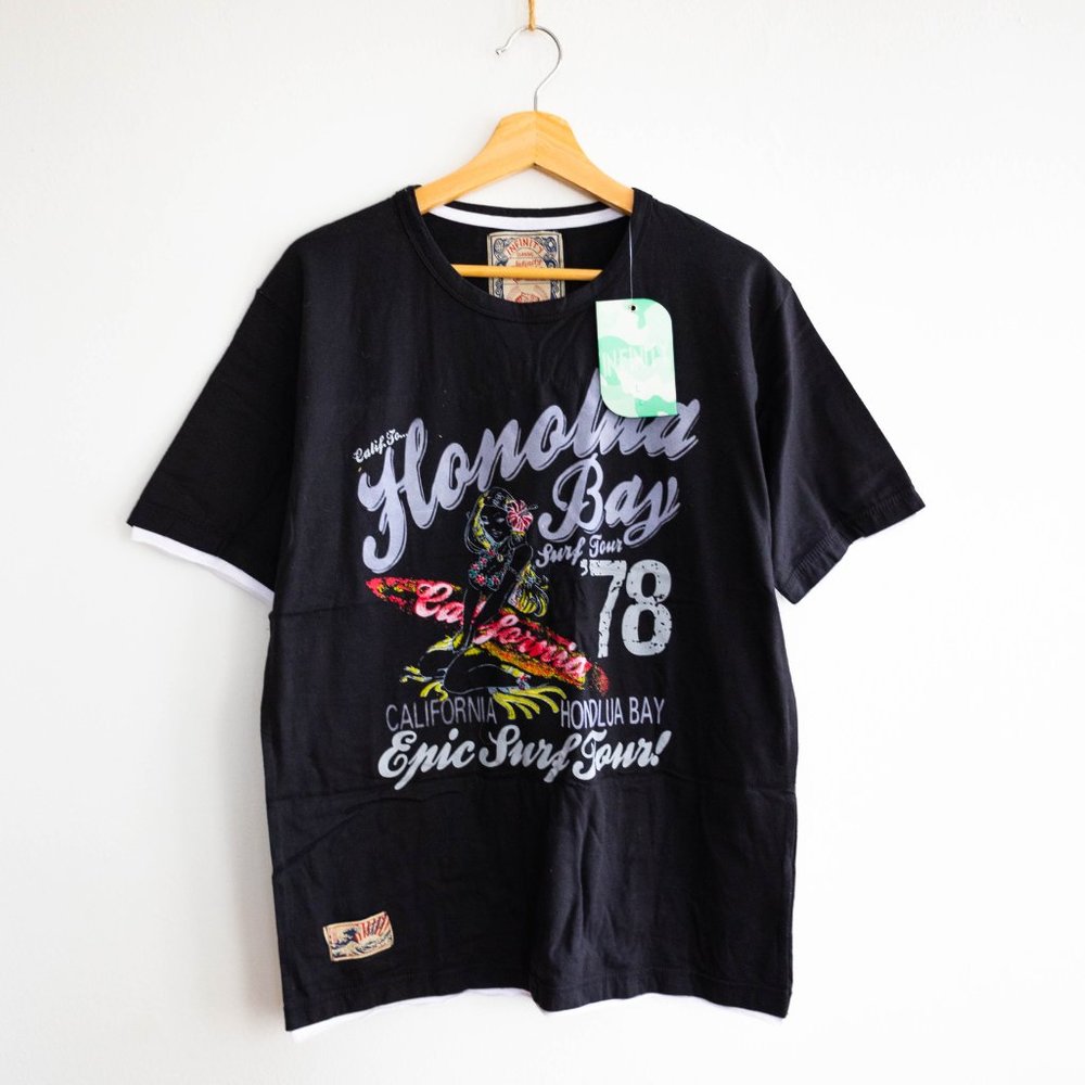 NWT Infinity Honolulu Hawaii Print Tee